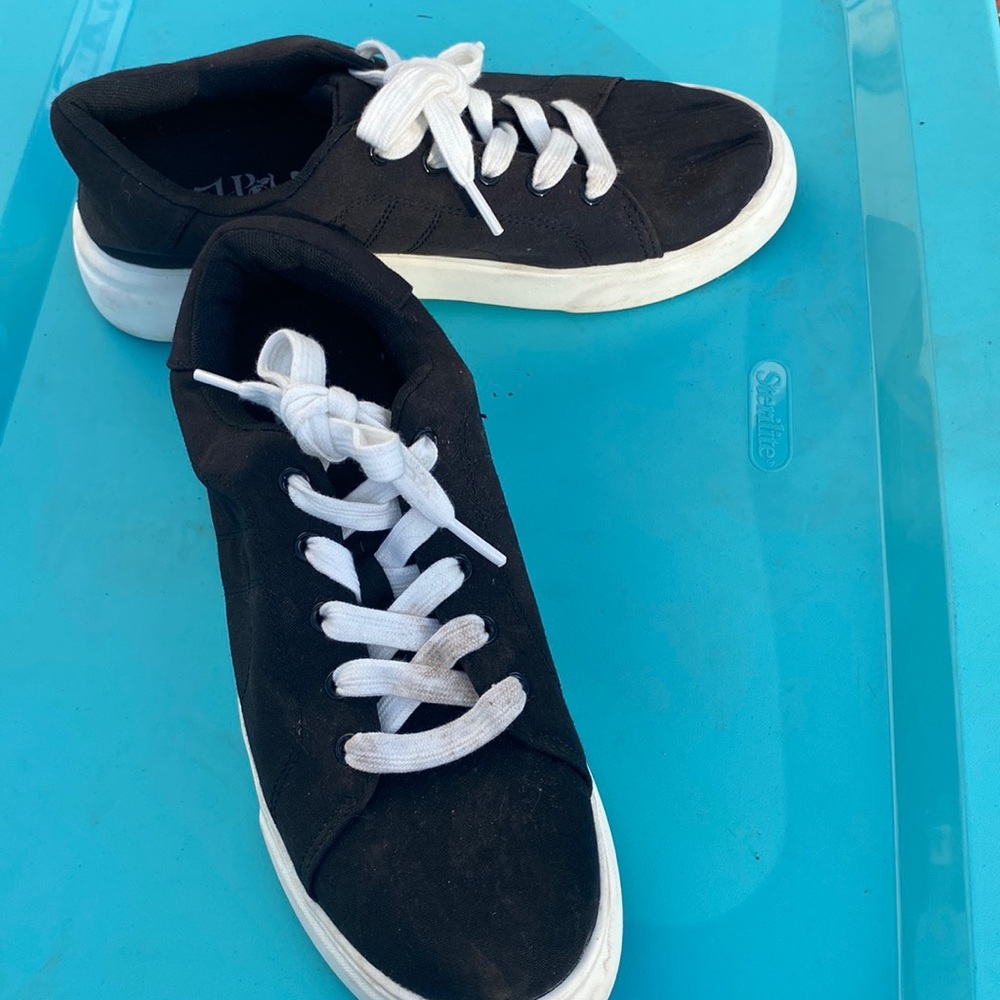 Black platform sneakers